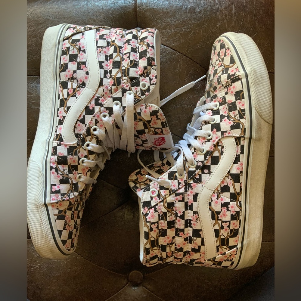 Men’s Vans Pink and Black High-Top Sneakers Size 12